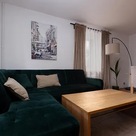 Appartement Park Szczytnicki 2-bedroom By Bookinghost