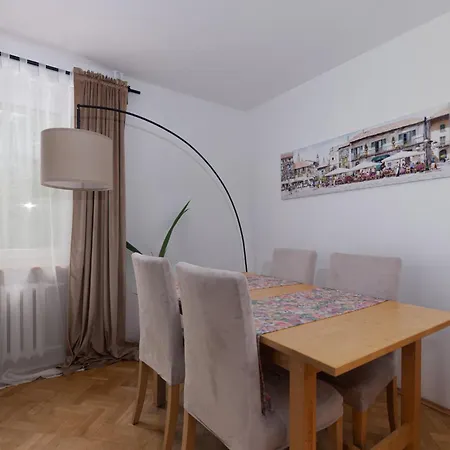 Park Szczytnicki 2-bedroom Apartment Wroclaw