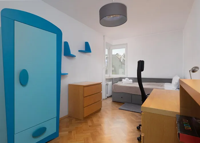 Park Szczytnicki 2-bedroom By Bookinghost 아파트